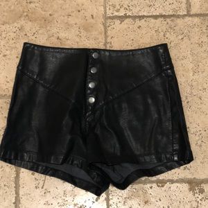 Kendal & Kylie black leather shorts